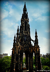 Sir Walter Scott Monument....Princes st. Edinburgh