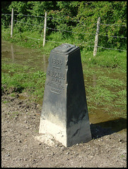 1886 city boundary marker