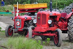 Stoom- en dieseldagen 2012 – Massey-Ferguson & Nuffield Universal Four tractors