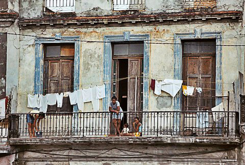 Family Life in Havana (Fake HDR)