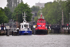 Dordt in Stoom 2012 – Fire department on the water