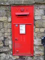 Oxford – Victorian wall letterbox