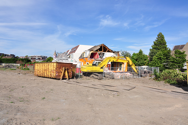 Orange house demolished