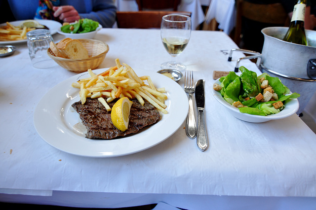 I ate this: steak-frites and salad