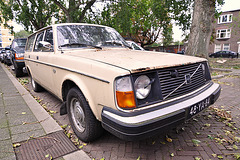 1976 Volvo 245 DL