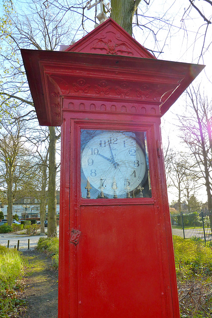 The clock of Auberge De Kievit