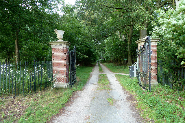 Entrance to Vinkenduin