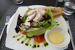 I ate this – chicken & blue cheese salad