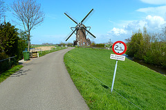 Maximum height 2.30 meter if the windmill is in operation