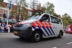 Leidens Ontzet 2011 – Parade – Police van