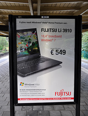 Fujitsu recommends Windows Vista, but sells Windows 7