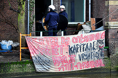 Eviction of squatters out of a building in Leiden