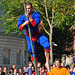 Leidens Ontzet 2011 – Fierljeppen – Superman on his first jump