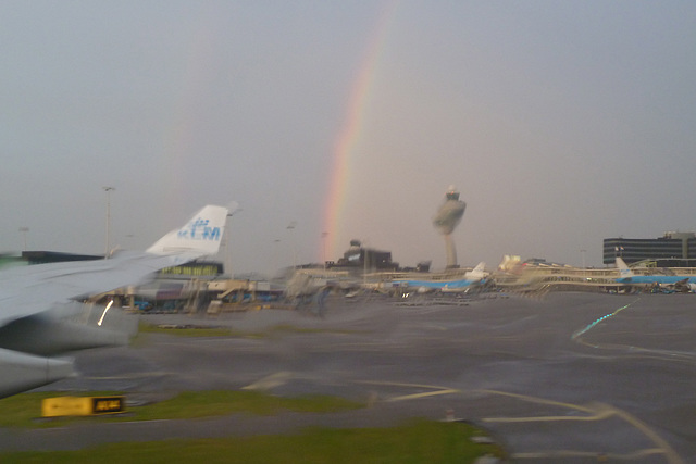 Dubai 2012 – Rainbow at Schiphol