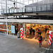 New shops at Leiden Central station: Starbucks and Hema