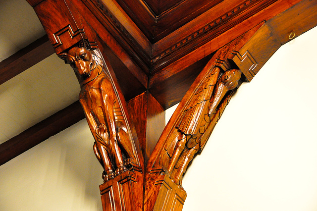 Wood carvings in the former first-class waiting room of Haarlem station