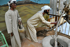 Dubai 2012 – Al Ain National Museum – Real well used by dummies