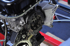 Rebuilding a Mercedes-Benz OM616 engine – Installation of the front balancer