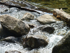 Otras rocas y aguas