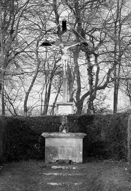 Ardley war memorial (II)