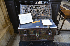 Oxford – Bodleian Library – Old treasury chest in the Divinity School