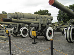 ML-20 152-mm Kanone-Haubitze