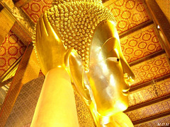Wat Pho, le Bouddha allongé de 45 M de long