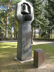 Halbe - Denkmal Waldfriedhof