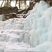 der gefrorene Manjawas Wasserfall
