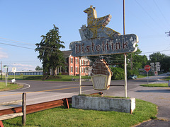Distelfink Drive-In Sign, Route 15, Gettysburg, Pa.