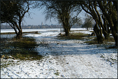 snow on the Thames Path