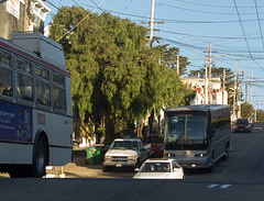 SF "tech bus" (1106)