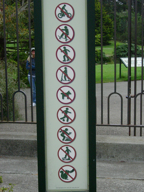 Don't tickle the squirrels!! Golden Gate Park, San Francisco, 2007