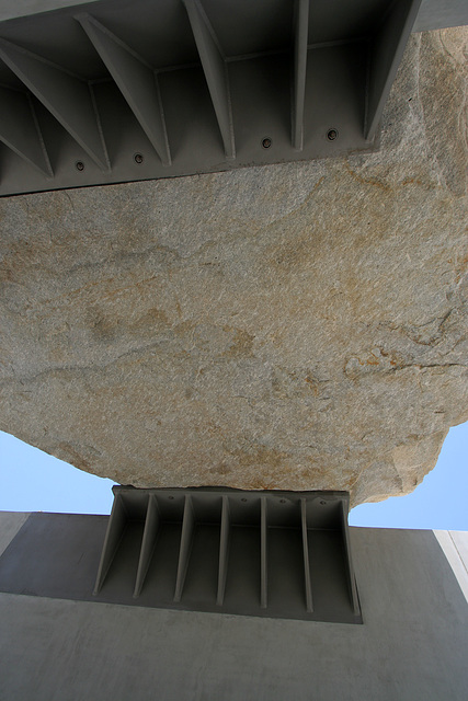 Levitated Mass by Michael Heizer (2184)