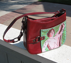 Adjectives Purse, front