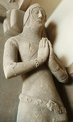 stonham aspal. c14 effigy tomb knight 1330