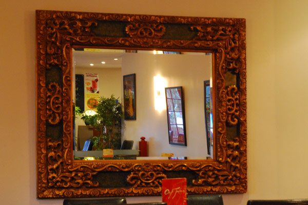 Cafe mirror