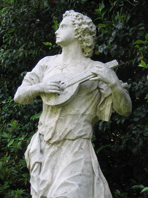 Huntington statue