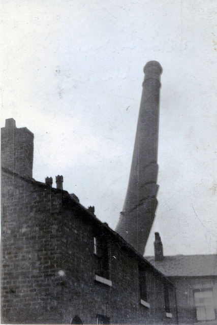Albion Mill Chimney demolition, Oldham, Greater Manchester 1938