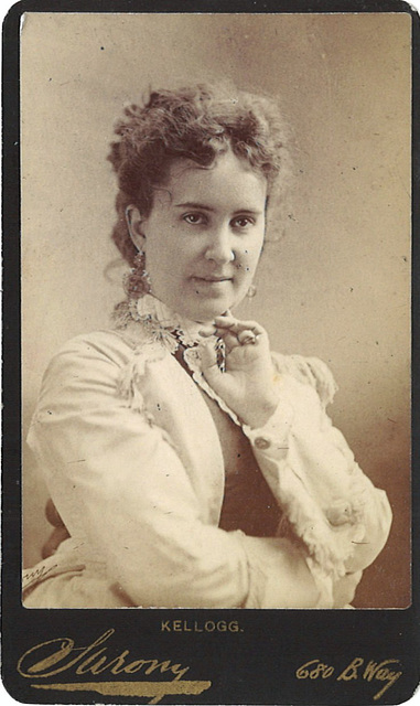 Clara Louise Kellogg by Sarony (1)