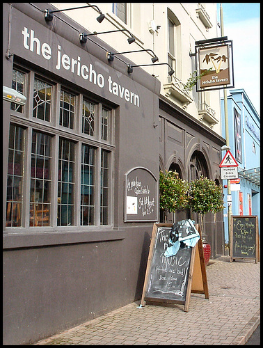 the Jericho Tavern