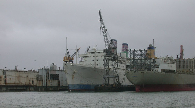 SF waterfront shipyard 4002a