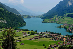 Panorama de Lungern et son lac...