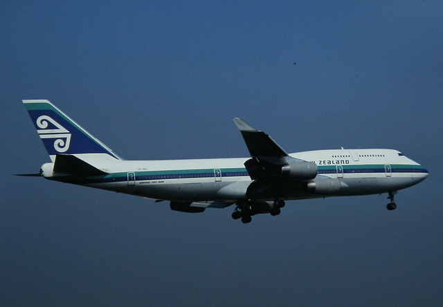 Air New Zealand Boeing 747-400