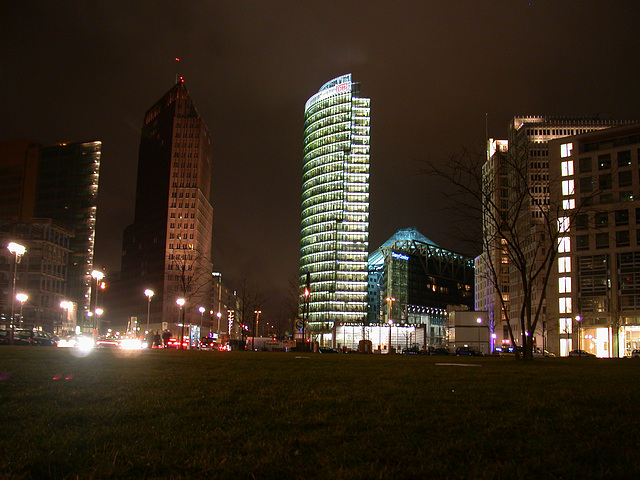 Postdamer Platz at night