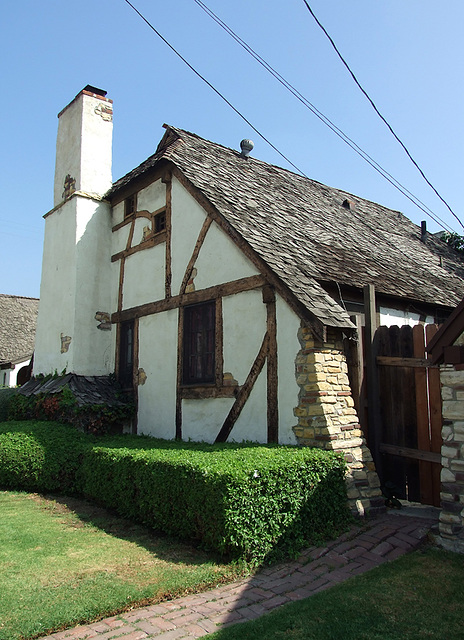Snow White Cottage in Los Angeles, July 2008