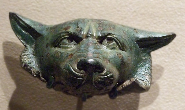 Hound's Head Applique from a Bed in the Walters Art Museum, September 2009