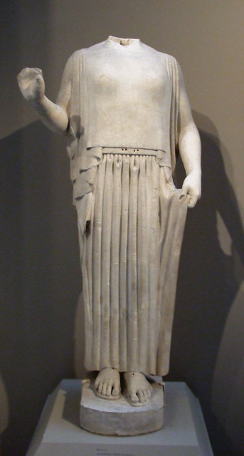 Maiden in the Walters Art Museum, September 2009
