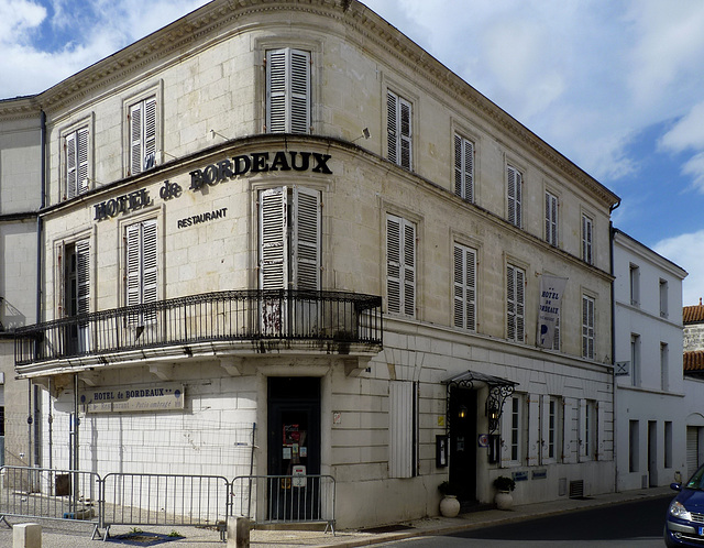 Pons - Hotel de Bordeaux