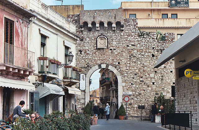 Porta Catania Gate in Taormina, 2005